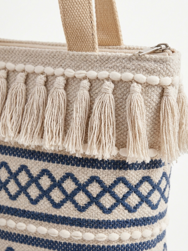 Gemini_Generated_Image_6oxgye6oxgye6oxg Handwoven Cotton Tote Bag with Blue Geometric Pattern, Bohemian Tassels, and Pom-Poms – Stylish Shoulder Bag for Daily Use, Beach, and Travel