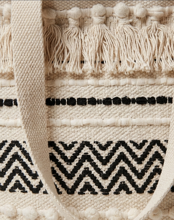 Boho Chic Cotton Tote Bag – Handwoven Artisan Shoulder Bag with Tassels, Geometric Patterns, and Secure Zipper Closure – Perfect for Beach, Travel, and Daily Use